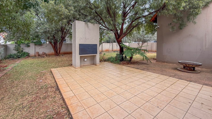 To Let 2 Bedroom Property for Rent in Leloko Lifestyle Estate North West